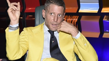 Lapo Elkann sprona la Ferrari: «Orgogliosi di voi. Torniamo a essere campioni del mondo»