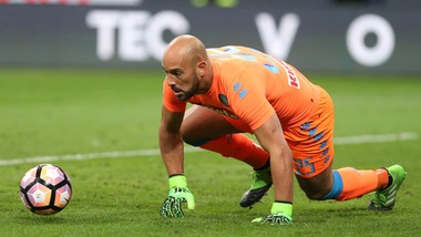 Serie A Napoli, il padre di Reina: «Infortunio? Ci pensa la Spagna»