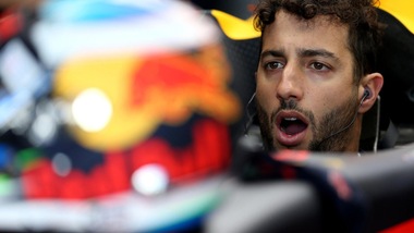 F1 Gp Brasile, Ricciardo: «Sul bagnato è più realistico battere la Mercedes»
