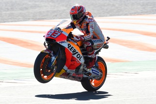 MotoGp, Valencia: Marquez più veloce nel warm up, Dovizioso quarto