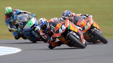 Moto2, Valencia: Oliveira vince davanti a Morbidelli