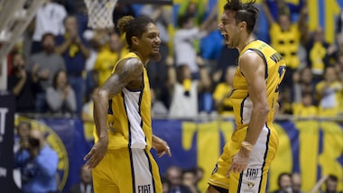 Vujacic regola Cremona, Torino non si ferma più