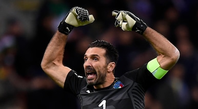Italia, si chiude l'era Buffon dopo 7320 giorni: tutti i numeri del capitano azzurro