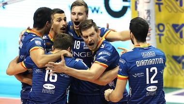 Volley: Superlega, Ravenna vince in tre set l'anticipo con Castellana Grotte