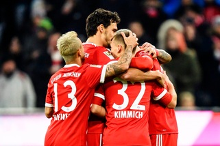 Bundesliga, Bayern sempre più solitario in testa: 3-0 all'Augusta