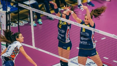 Volley: A2 Femminile, la Battistelli supera Trento al tie break