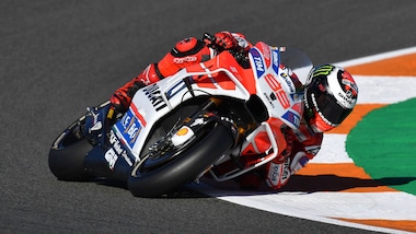 MotoGp, Lorenzo: «È stata una stagione difficile»