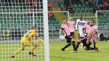 Serie B Palermo-Cittadella 0-3. Niente primato per Tedino