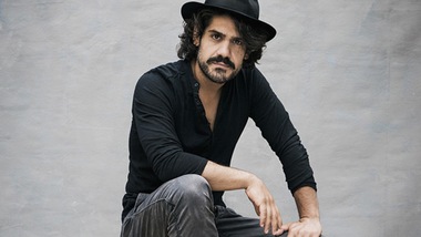 L’impero crollerà: ecco il ritorno live di Mannarino