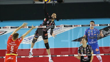 Volley: Superlega, Civitanova travolge Ravenna nel recupero della 2a giornata