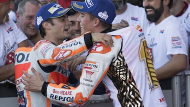 MotoGp, che risate con Marquez e Pedrosa!