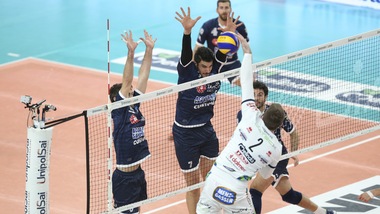 Volley: Superlega, Trento batte Latina in rimonta