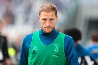 Juventus, esordisce Howedes. Mandzukic prima punta