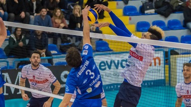 Volley: A2 Maschile, Girone Bianco: la capolista Roma cade ad Alessano