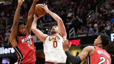 NBA: Lebron viene espulso, ci pensa Kevin Love