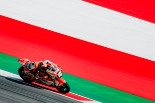 Moto2: il Forward Racing Team con Suter dalla prossima stagione