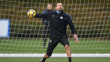 Calciomercato Inter, Handanovic rinnova fino al 2021