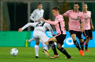 Serie B Palermo-Venezia 0-0. I rosanero agganciano Parma e Bari