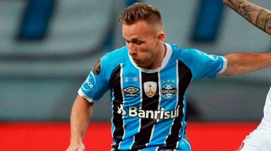 Barcellona, obiettivo Arthur: «Ha una clausola di 50 milioni»