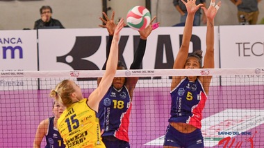 Volley: A1 Femminile, l'Imoco espugna Scandicci, Novara cade a Monza