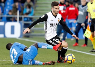 Calciomercato Juventus, Sturaro è la chiave per arrivare a Gayà