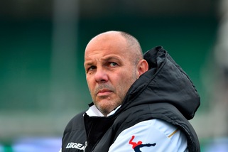 Serie B Bari-Palermo, probabili formazioni e tempo reale alle 17.30. Dove vederla in tv