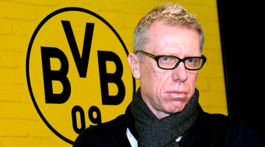 Il Borussia Dortmund esonera Bosz: arriva Stoeger