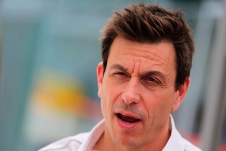 F1, Wolff: «Sarà sfida Hamilton-Bottas»