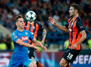 Napoli, controlli positivi per Milik: rientro più vicino