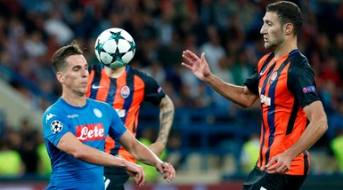 Napoli, controlli positivi per Milik: rientro più vicino