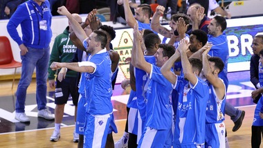 Champions League, la Dinamo Sassari schianta il Pinar Karsiyaka