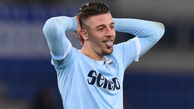 Milinkovic-Savic, Barça e United contro la Juventus: rischio asta