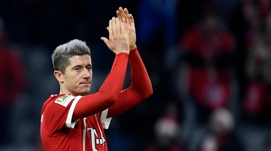 Bundesliga, Lewandowski trascina il Bayern Monaco contro il Colonia