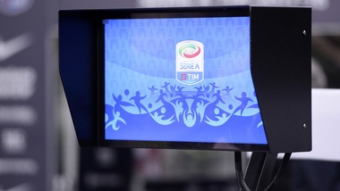 Il Var sbarca anche in Francia: al via in Ligue 1 nella prossima stagione