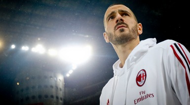 Bonucci ai giovani del Milan: «Vincere qui vi darà un pass per la storia»
