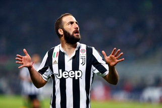 Juventus, Higuain: 5 gol in 5 partite con il Bologna