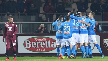 Tanto Napoli, poco Torino. Ma Belotti ritrova il gol! Hamsik come Maradona