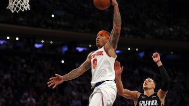 Beasley batte Anthony: Paul-Harden, Houston vola