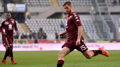 Torino, perfettamente riuscita l'operazione ad Ansaldi