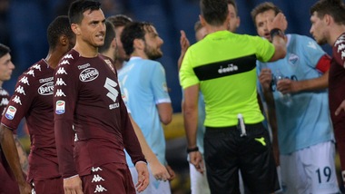 Lazio-Torino, tifosi biancocelesti citano in giudizio Giacomelli e Di Bello
