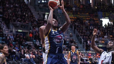 Eurocup, Reggio sbanca Gerusalemme. Torino batte il Darussafaka