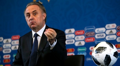 Russia, il presidente della Federcalcio Mutko lascia per sei mesi