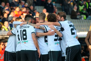 Diretta Parma-Spezia, probabili formazioni e tempo reale ore 20.30