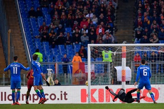 Serie A, la Roma inciampa nel Sassuolo. L'Udinese ingrana la quinta, Atalanta ko