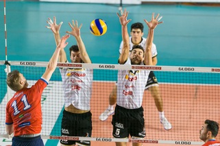 Volley: A2 Maschile, Girone Bianco: Roma prima con Santa Croce