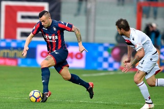 Serie A Crotone, trauma distorsivo alla caviglia per Martella