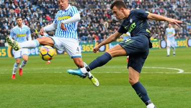 Serie A Spal, Cionek in dubbio per il Milan dopo l'intervento all'occhio