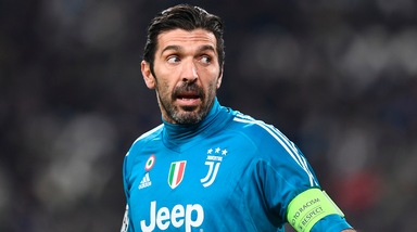 Juventus, Buffon: «Un calciatore non smetterebbe mai. Calciopoli? Mi ha fatto malissimo»