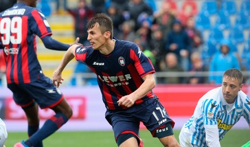 Serie A Crotone, per Budimir intervento riuscito