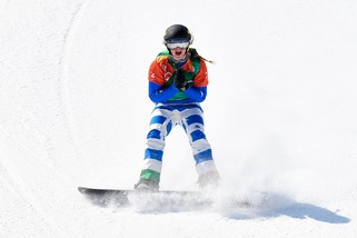 Moioli, terza Coppa del mondo nello snowboard cross. Malagò: "Immensa"